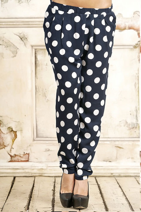 Фото товара 5970, черные брюки в горошек